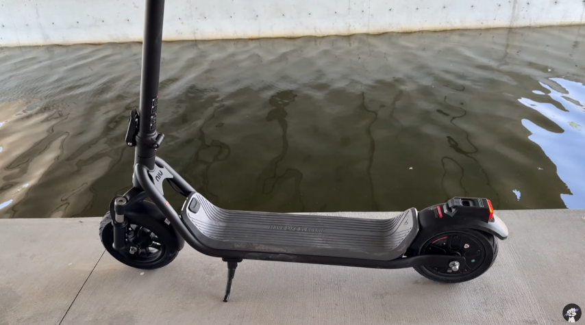 NIU KQi 100P Single Motor Electric Scooter